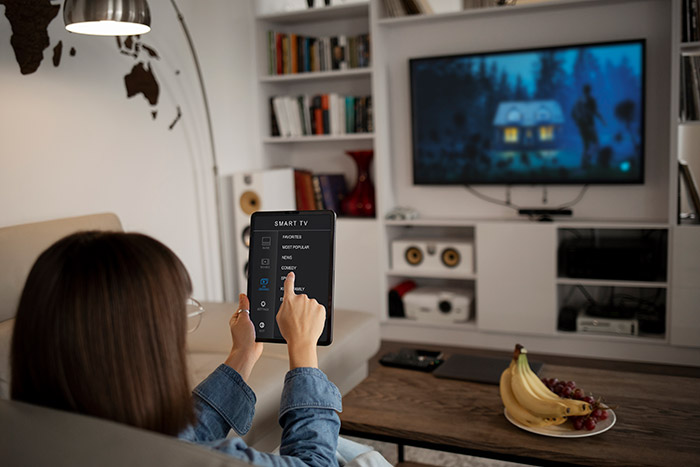 تلویزیون‌های هوشمند (Smart TVs)